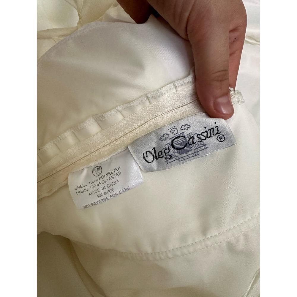 Vintage Oleg Cassini Wedding Dress French Layered Feminine Short Sleeve Big Bow - Picture 11 of 12